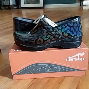 Dansko XP clogs